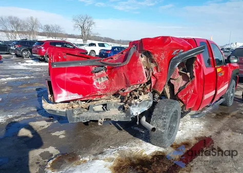2011 Chevrolet Silverado 1500 Lt z USA, uszkodzony, nr VIN 1GCRKSE3XBZ100170